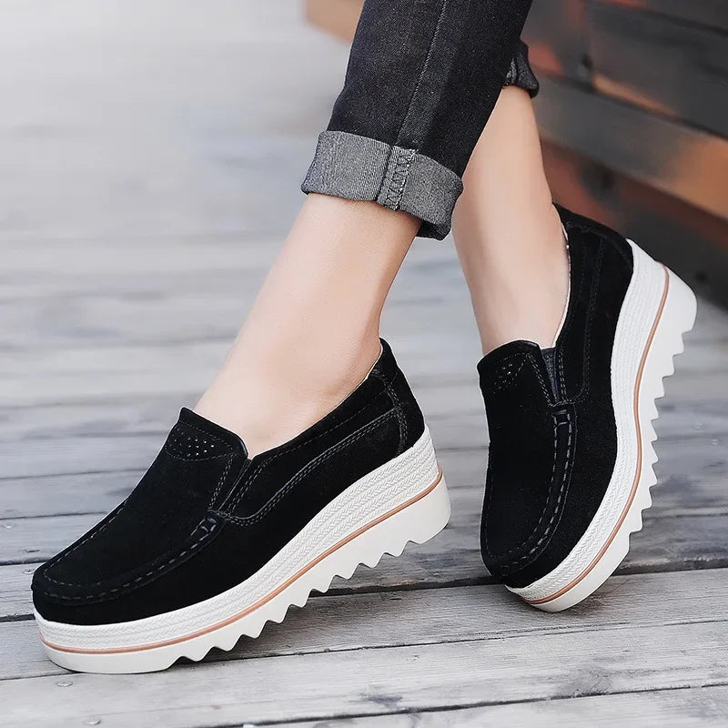 Scarpe da ginnastica ortopediche alla moda e di sostegno