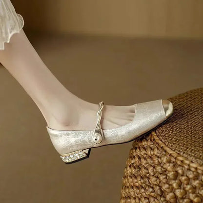 Calzature ortopediche estive eleganti e di sostegno