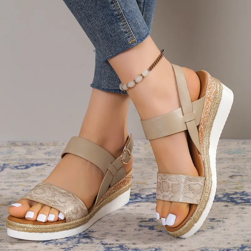 Sandali con zeppa per donna