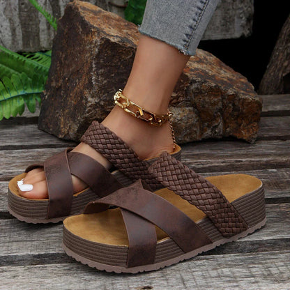 Sandali ortopedici alla moda