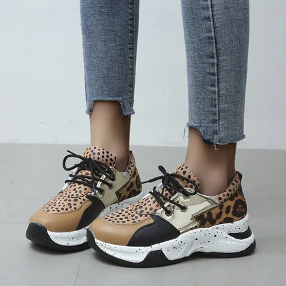 Scarpe ortopediche di sostegno