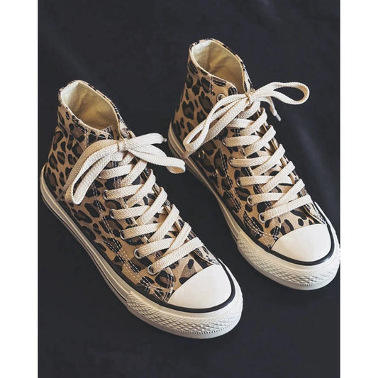 Scarpe da ginnastica ortopediche sostenibili e alla moda