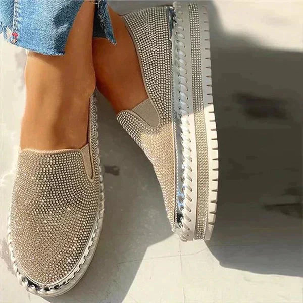 Scarpe mocassini piatti