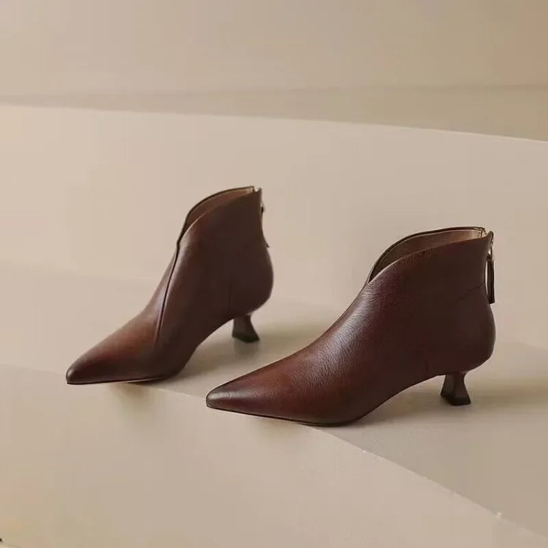 Scarpe ortopediche comode e resistenti