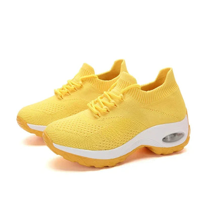 Scarpe da ginnastica ortopediche alla moda e di sostegno