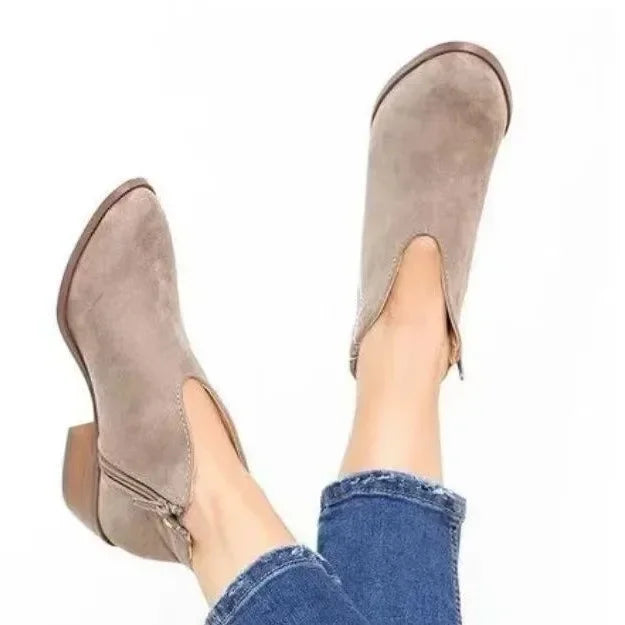 Tacchi ortopedici alla moda e di sostegno