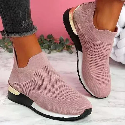 Scarpe di sostegno eleganti e dettagliate
