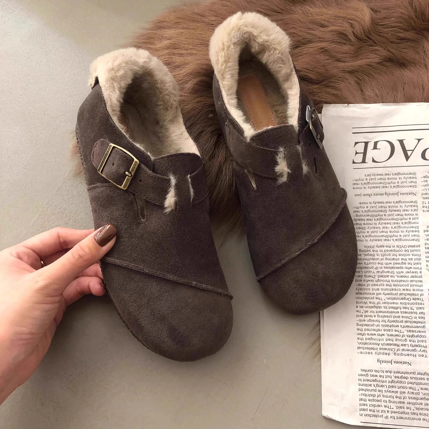 Scarpe da ginnastica ortopediche alla moda e di sostegno