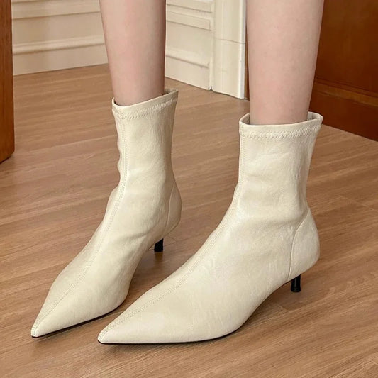 Tacchi ortopedici eleganti e di sostegno