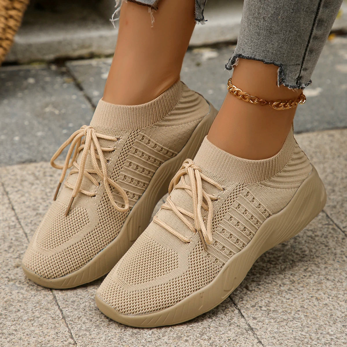 Scarpe ortopediche sostenitive e versatili