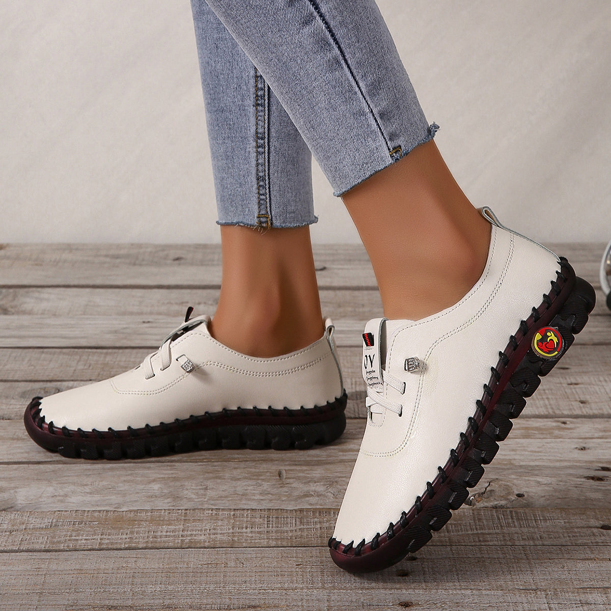 Scarpe ortopediche da donna con fondo morbido in pelle