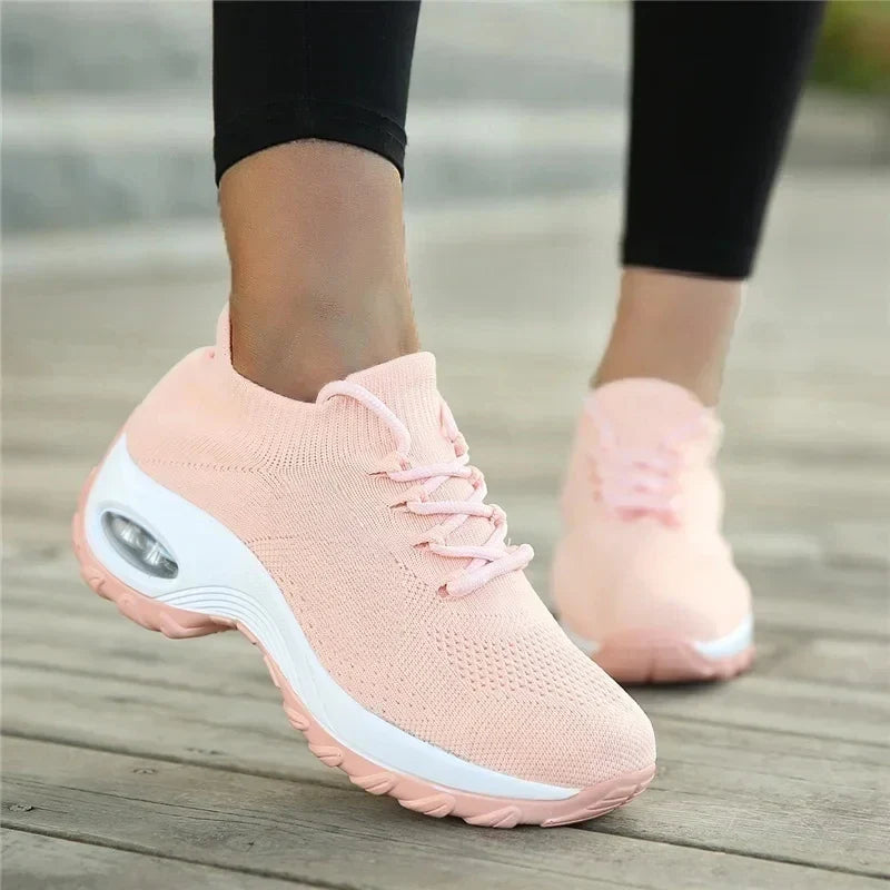 Scarpe da ginnastica ortopediche alla moda e di sostegno