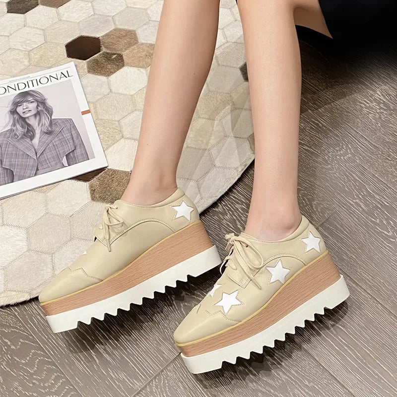Scarpe da ginnastica ortopediche durevoli e di sostegno