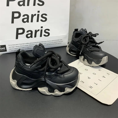 Scarpe da ginnastica ortopediche alla moda e di sostegno