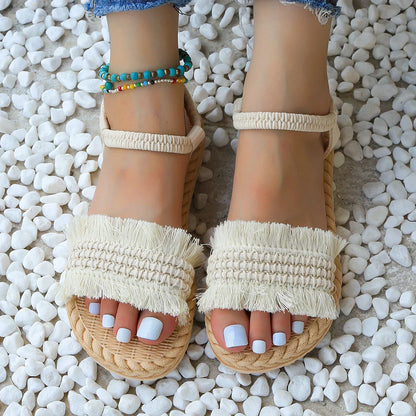 Sandali eleganti e leggeri per l'estate