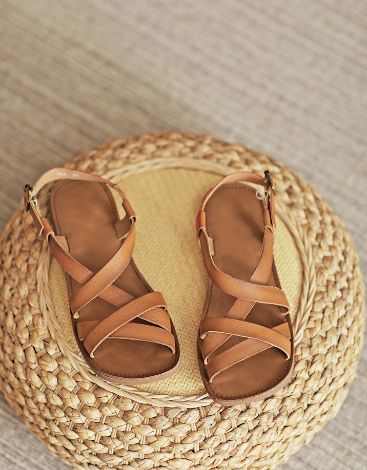 Sandali ortopedici estivi di sostegno e alla moda