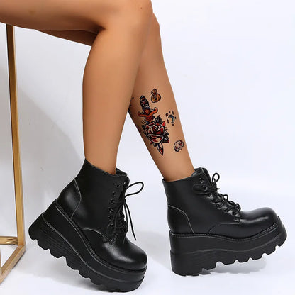 Tacchi ortopedici alla moda e di sostegno