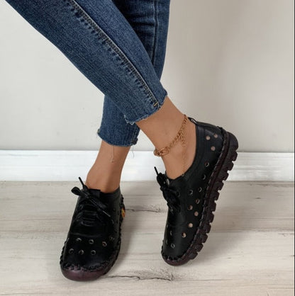 Scarpe piatte in pelle morbida da donna