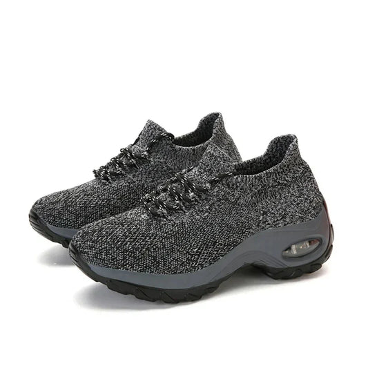 Scarpe da ginnastica ortopediche alla moda e di sostegno
