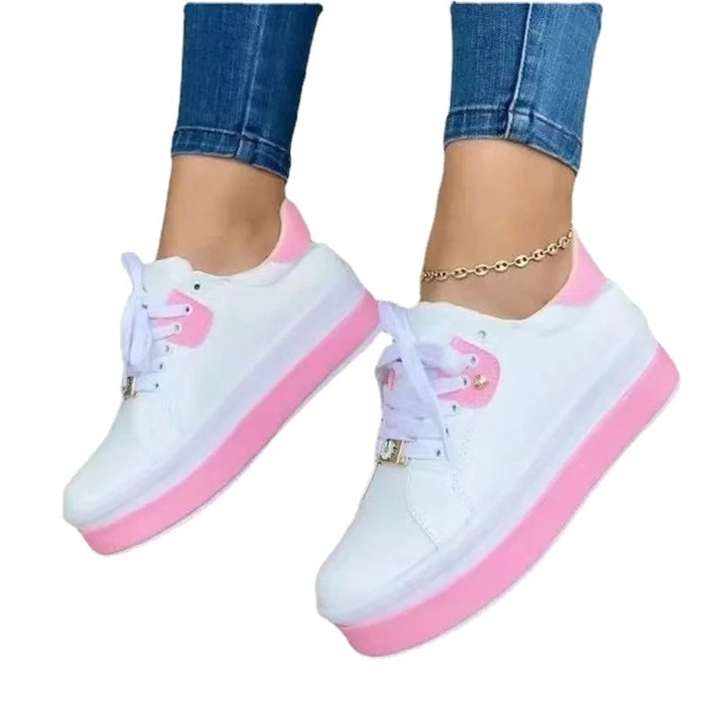 Scarpe sportive casual con zeppa alta