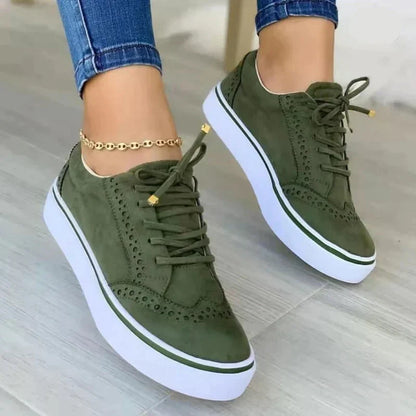 Scarpe da ginnastica fresche e alla moda