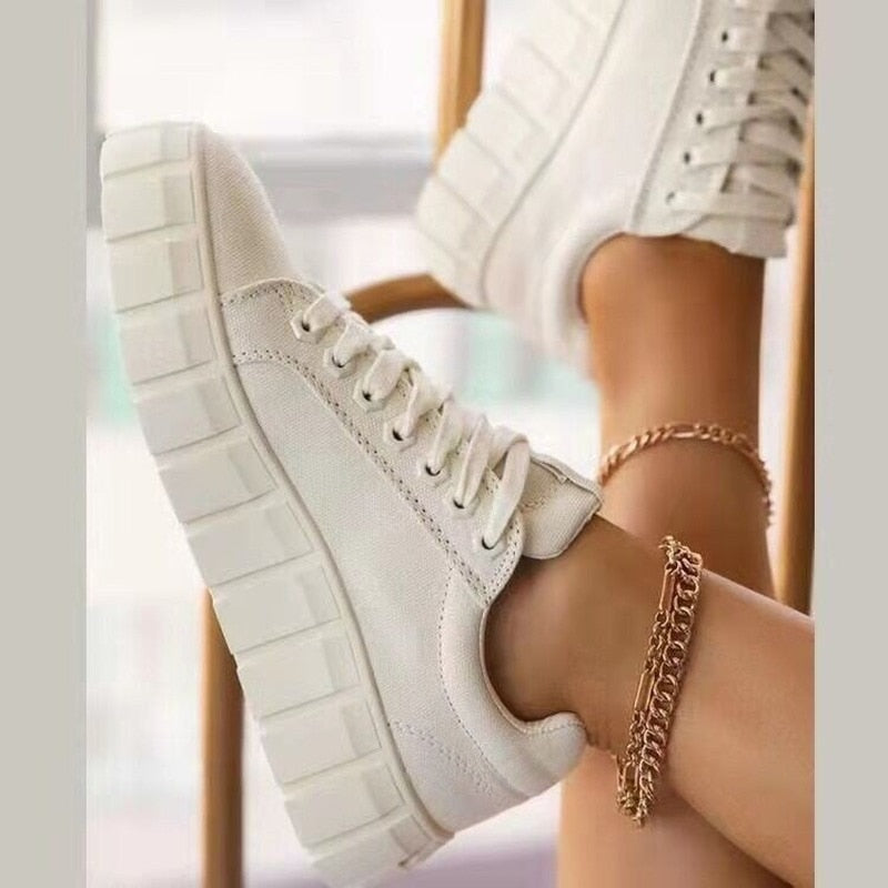Scarpe da ginnastica allacciate sportive e casual da donna