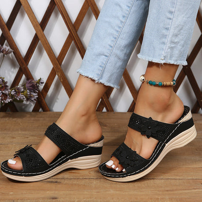 Pantofole da donna Pompe con zeppa