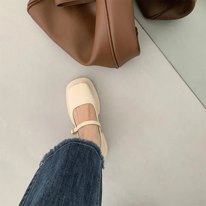 Décolleté classiche con punta quadrata