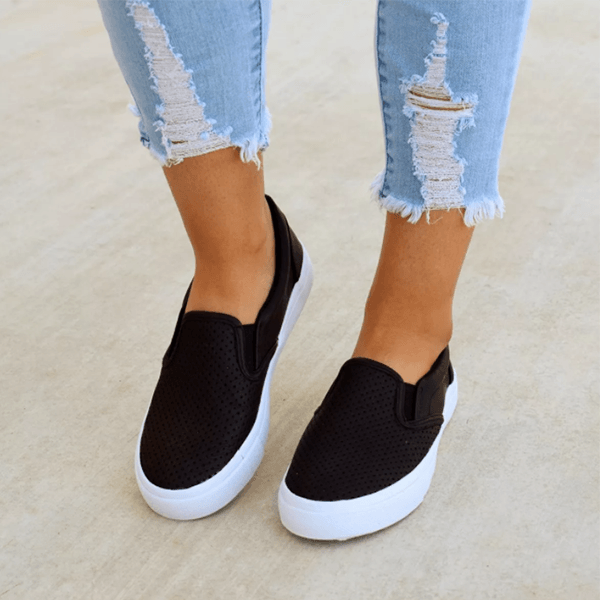 Scarpe invernali ortopediche moderne e di sostegno