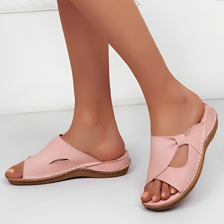 Pantofole piatte da donna con bocca di pesce