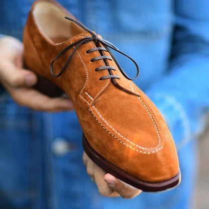 Scarpe da uomo fatte a mano con punta tonda in pizzo marrone