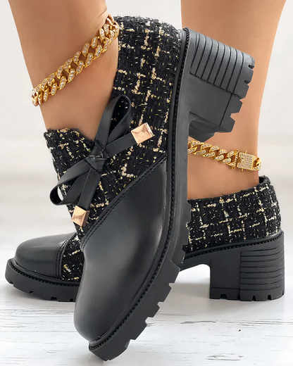 Scarpe formali con tacco alto da donna, con dettagli a quadri spessi e patchwork