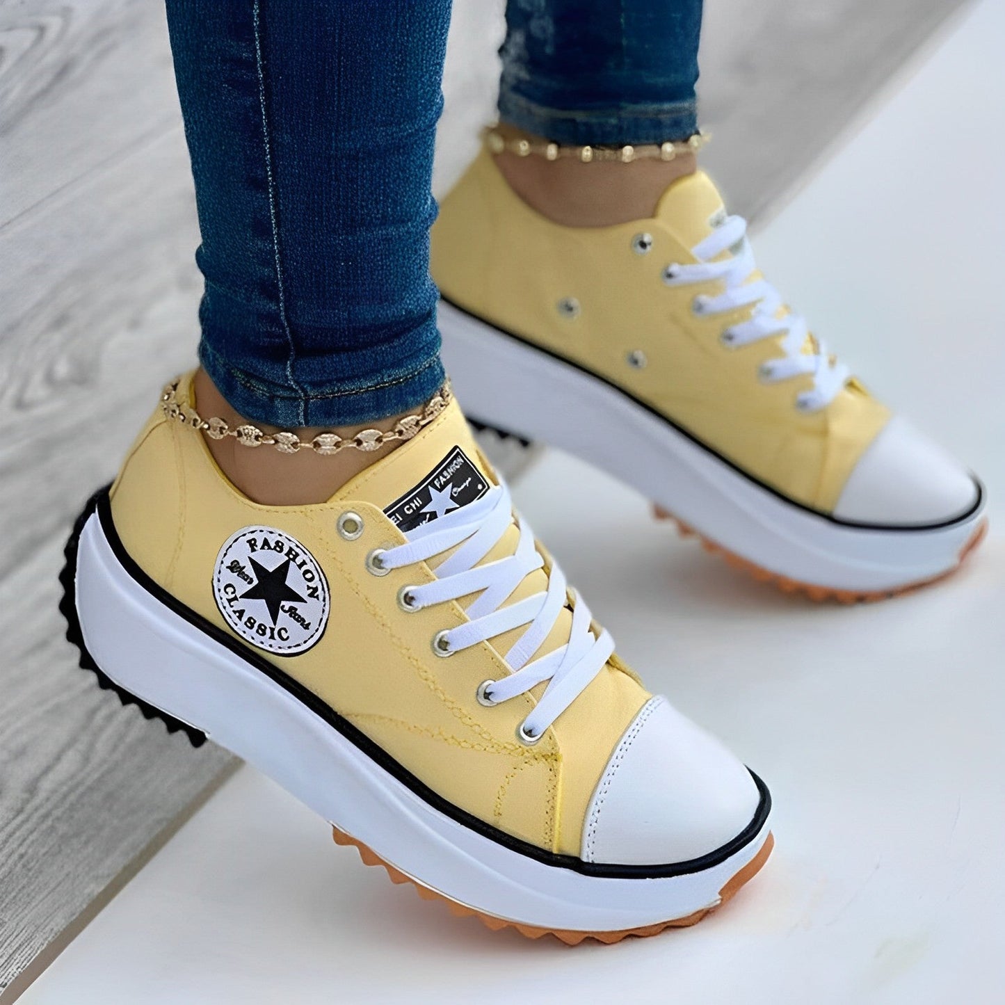 Scarpe invernali ortopediche di sostegno e alla moda