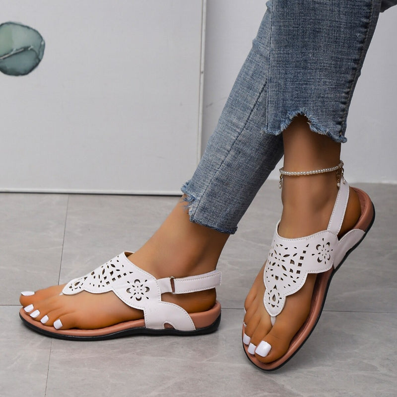 Sandali piatti da donna in stile bohémien