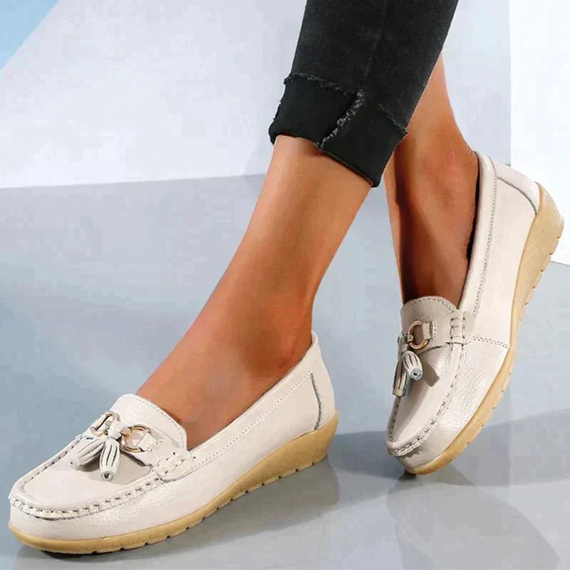 Scarpe piatte da donna in pelle da infermiera