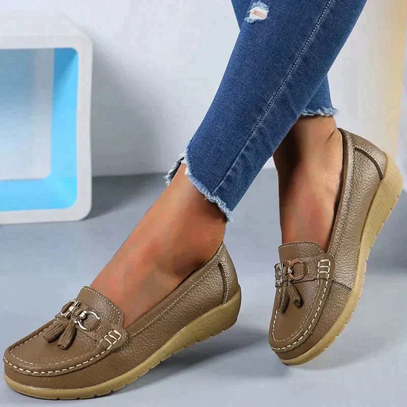Scarpe piatte da donna in pelle da infermiera