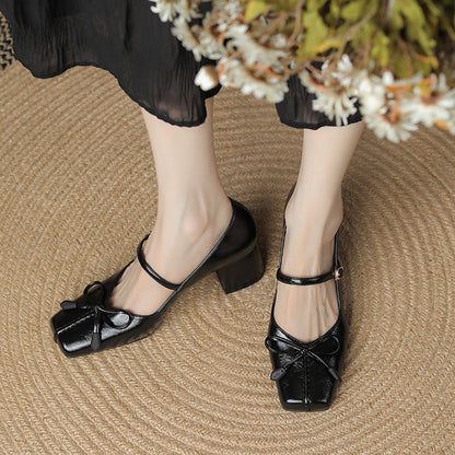 Scarpe da donna di nuovo stile, scarpe con tacco grosso alla francese