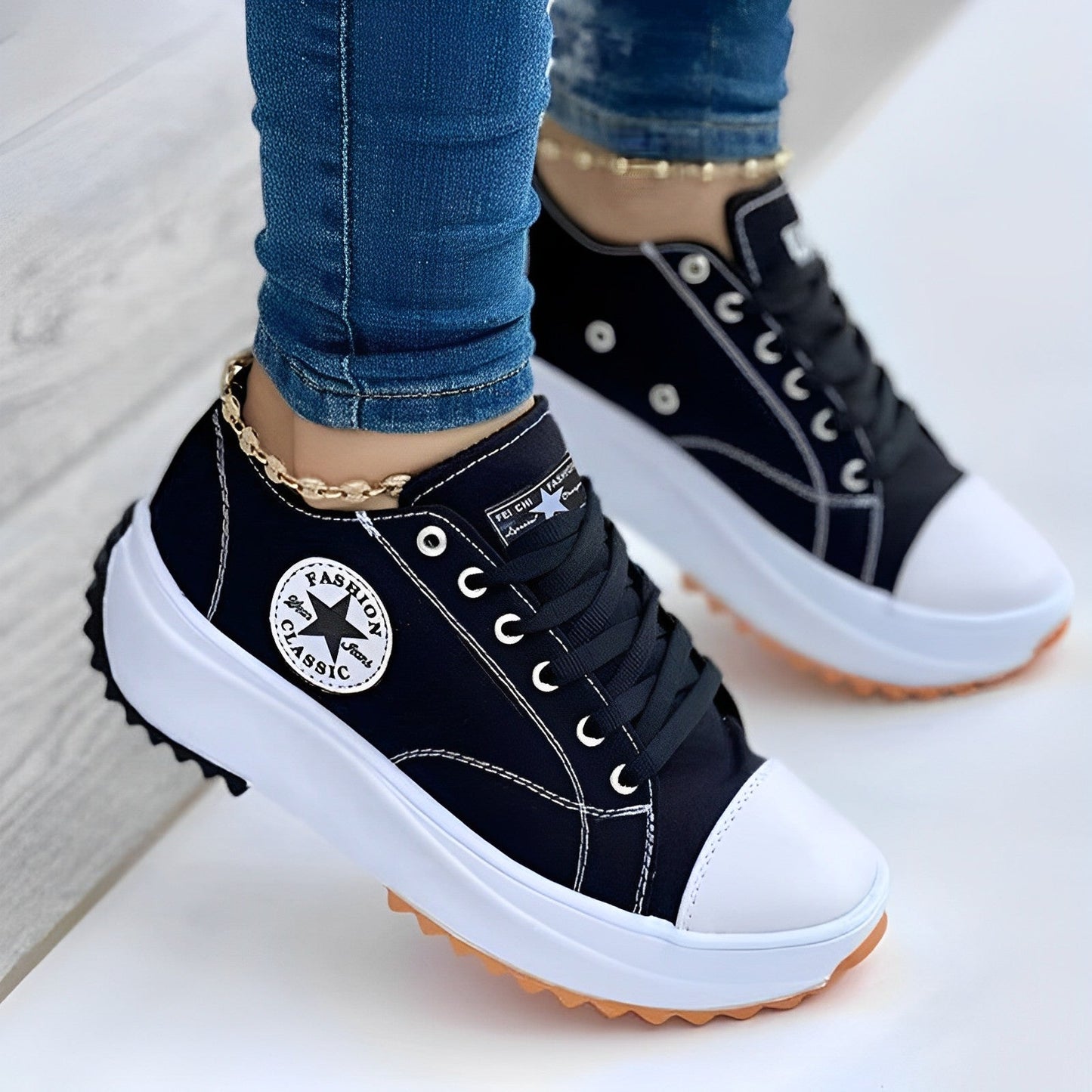 Scarpe invernali ortopediche di sostegno e alla moda