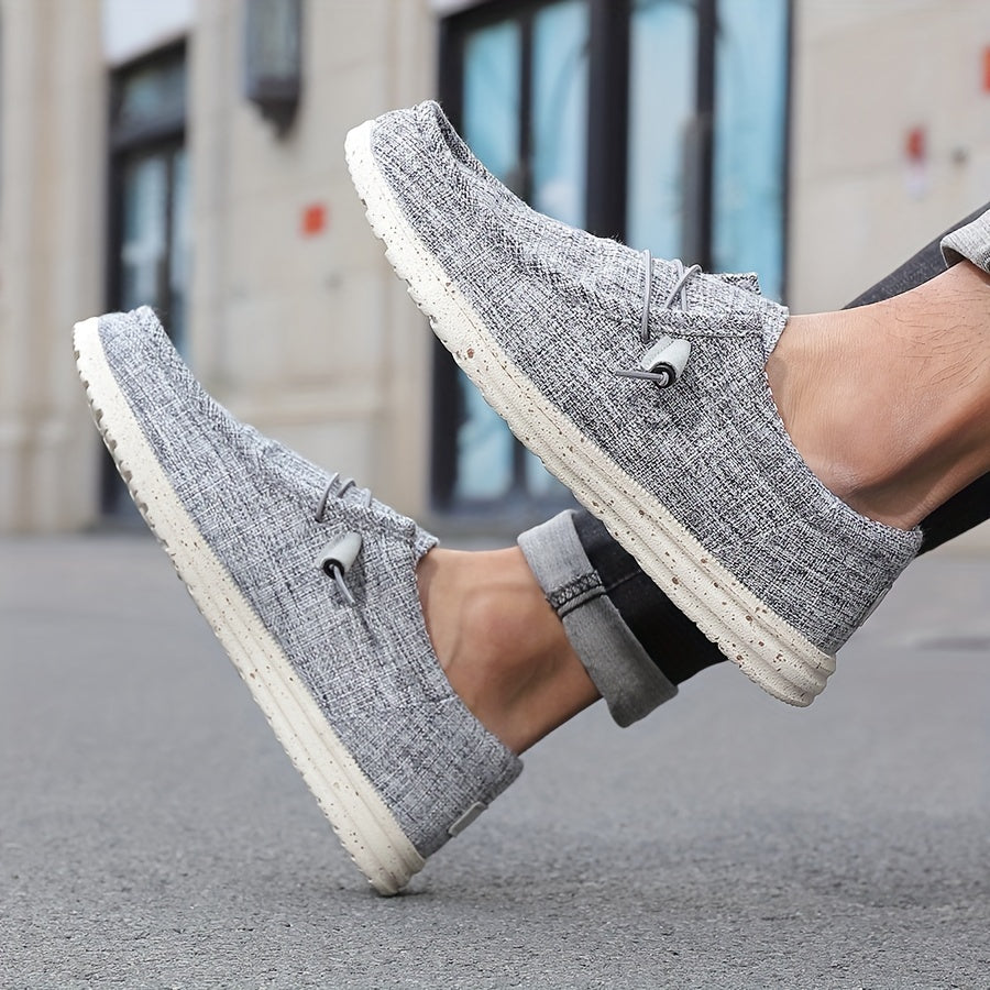 Scarpe comode e antiscivolo con lacci