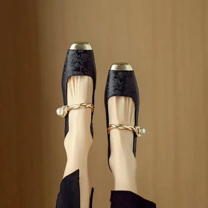 Calzature ortopediche estive eleganti e di sostegno