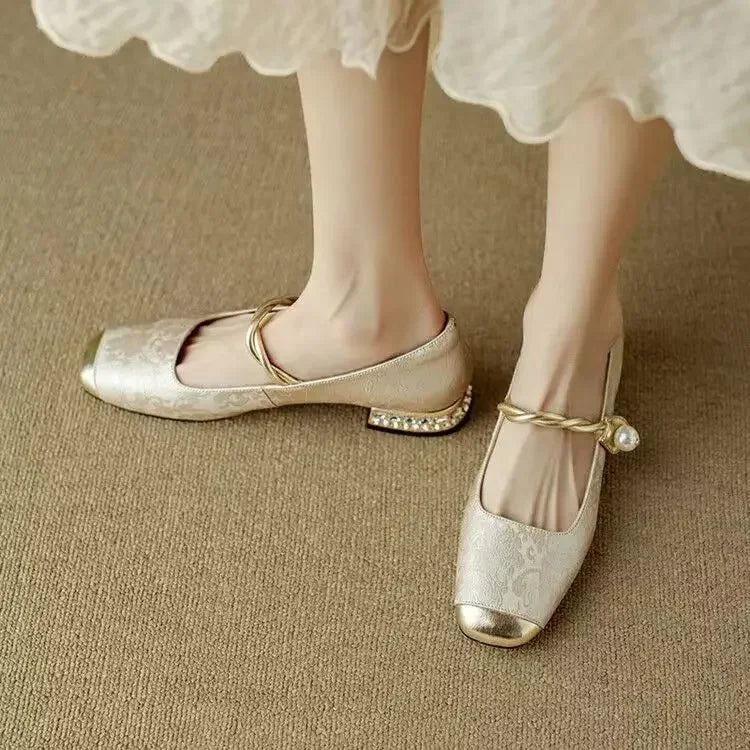 Calzature ortopediche estive eleganti e di sostegno