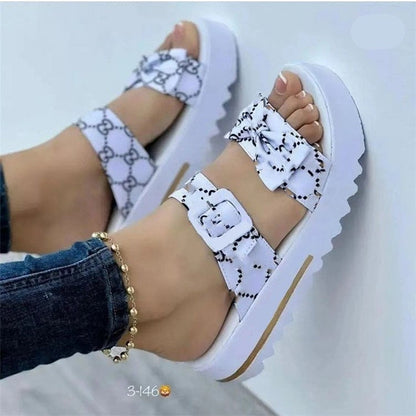 Elegante in sandali di qualità