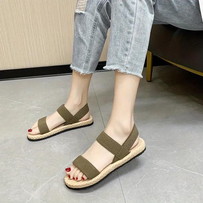 Sandali piatti da donna color cammello, semplice fascia elastica intrecciata