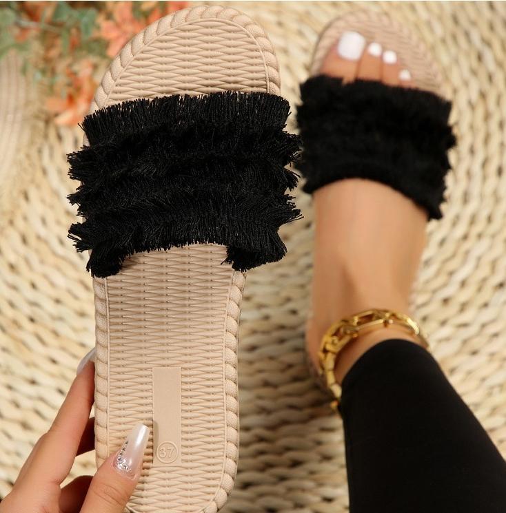 Sandali leggeri e glamour