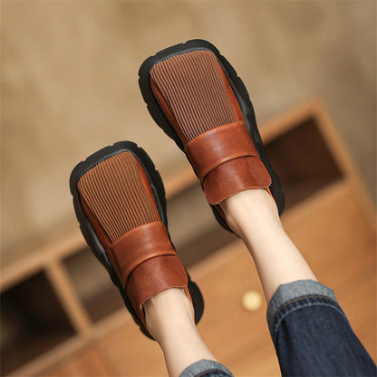 Scarpe estive di supporto eleganti e dettagliate
