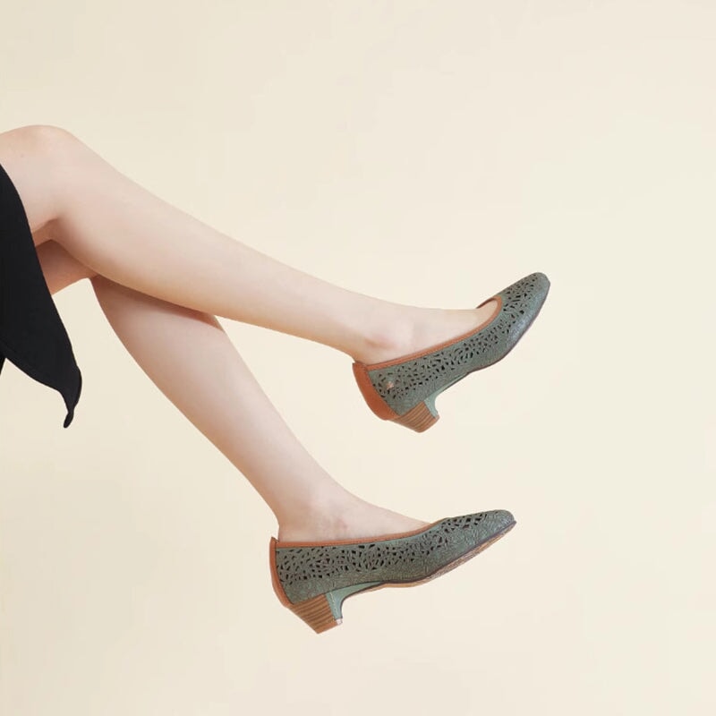 Scarpe ortopediche eleganti e traspiranti