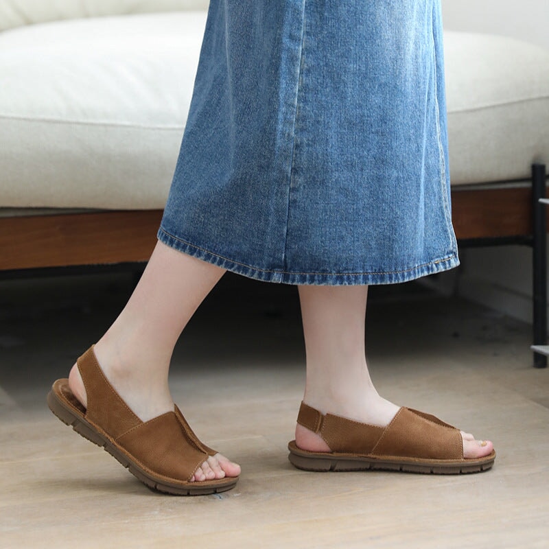 Sandali in pelle morbida in stile retrò
