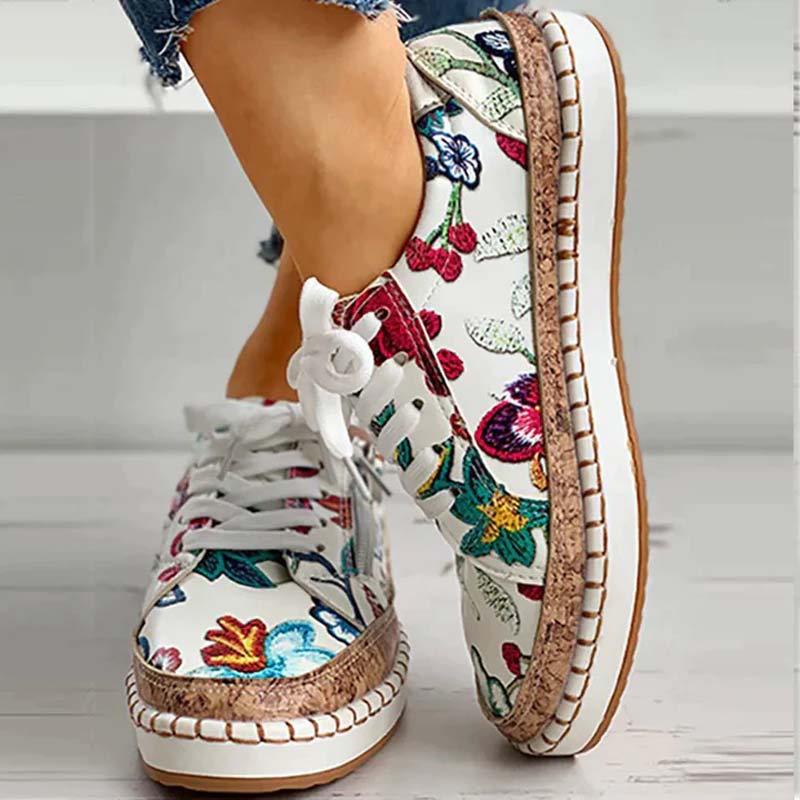 Scarpe ortopediche estive moderne e di sostegno
