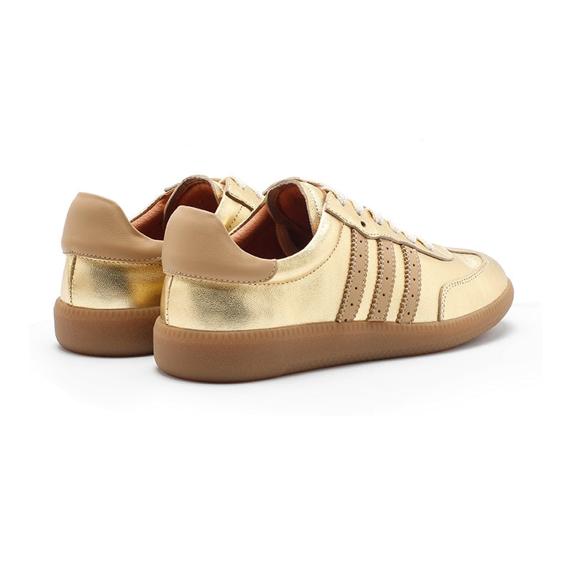 Sneakers estive di supporto eleganti e dettagliate